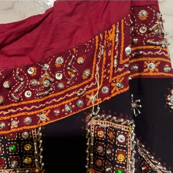 Embellished Circle Skirt Size M/L - Picture 6 of 10